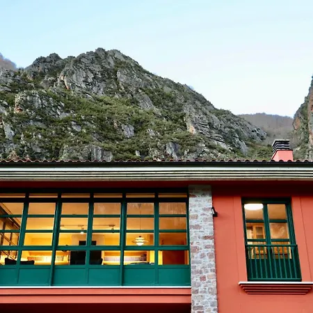 Roca De Guia Somiedo Villa Pola de Somiedo Exterior photo