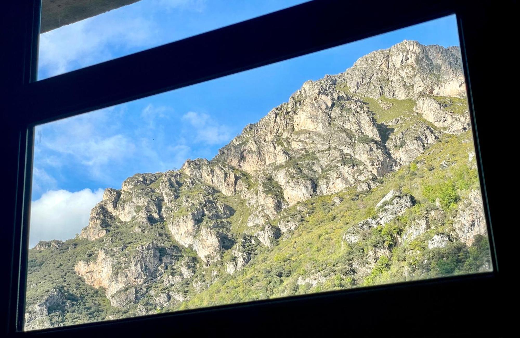 Roca De Guia Somiedo Pola de Somiedo